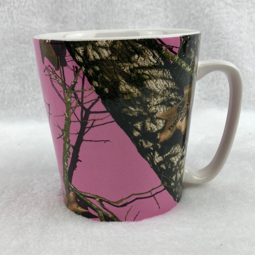 Mossy Oak Break-Up Infinity Pink Camo Stoneware Coffee Mug 15 oz.